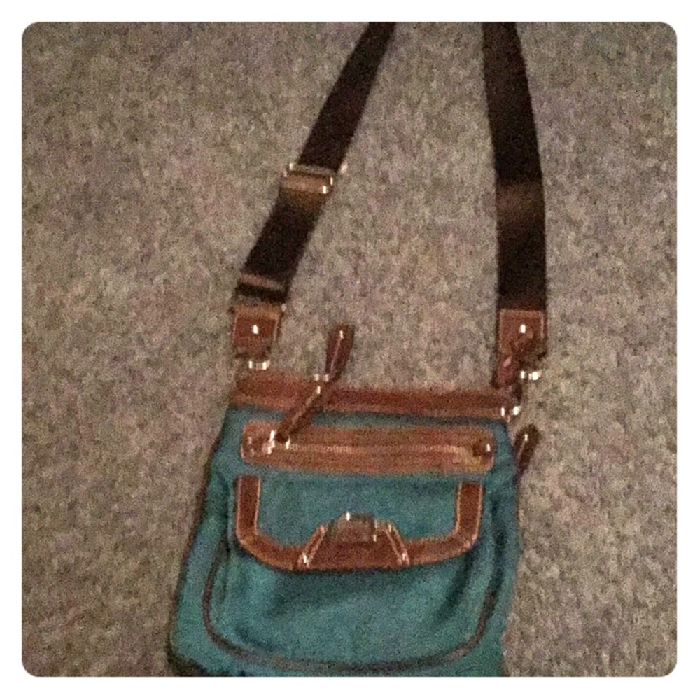 Purse cross body hand bag